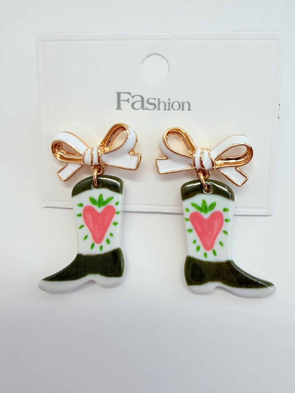 cowboy boot earrings with pink heart and green leaves #cowboy #western# ER0816
